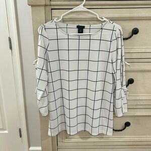 Ann Taylor XS long sleeve blouse